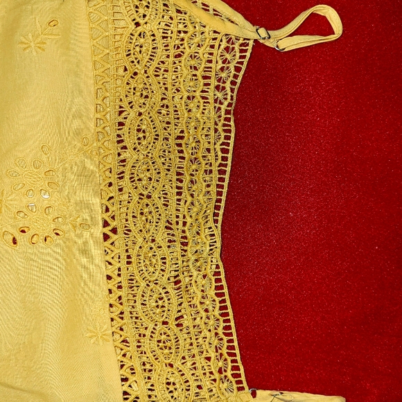 Top - Picture 4 of 6